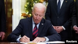 Biden'ın "2024 Mali Yılı için Ulusal Savunma Yetkilendirme Yasası’nı (NDAA)" imzaladığı Beyaz Saray tarafından duyuruldu. (Arşiv foto)