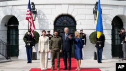 Ukrayna Cumhurbaşkanı Volodimir Zelenski Beyaz Saray'da ABD Başkanı Joe Biden ile biraya geldi.