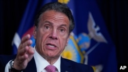 (ARŞİV) New York Valisi Andrew Cuomo