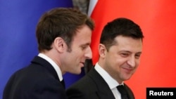 Ukrainian President Zelenskiy meets with French President Macron in Kyiv